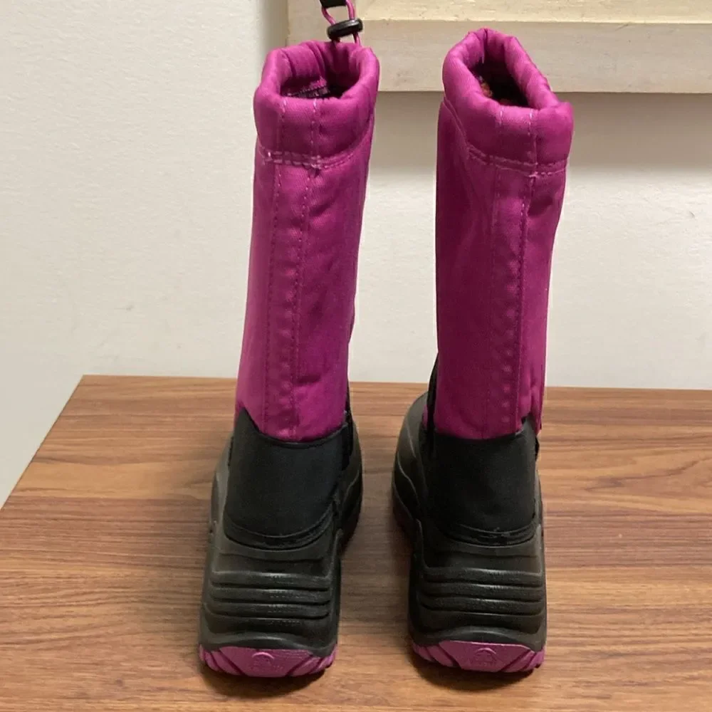 Kamik Women’s Rocket Waterproof Snow Boot. Magenta/Black. Size 6M